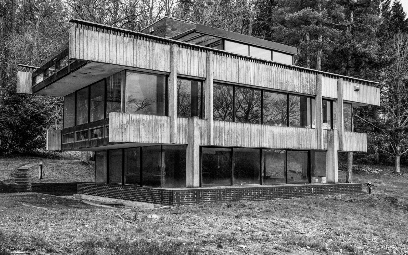 Gezichtsvermogen misdrijf Achteruit Bernat Klein Studio - Iconic Houses
