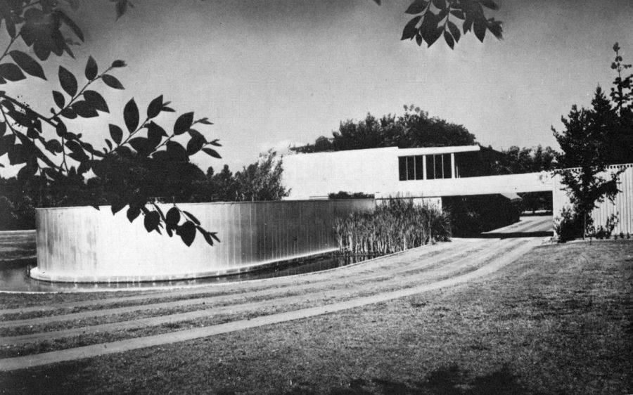 Veenhuizen: Hou en Trouw Housing, This is a double house …