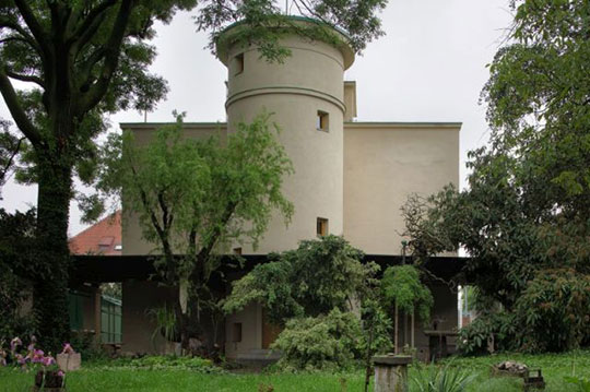 Villa Rothmayer - Iconic Houses