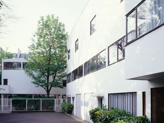 Maison La Roche - Iconic Houses